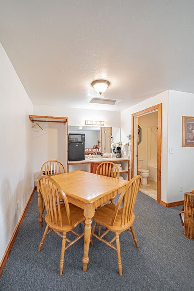 More Photos Of 3427 Swan Valley Hwy, Irwin Hotel For Sale