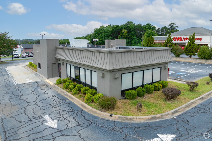 More Photos Of 713 Highway St, Madison Fast Food For Sale