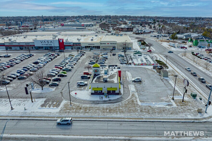 More Photos Of 4603 Vine St, Lincoln General Retail For Sale