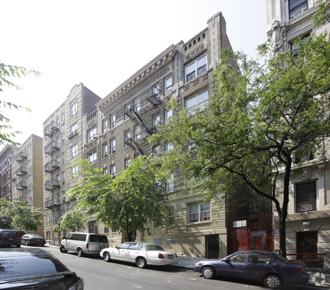 More Photos Of 620 W 152nd St, New York Apartments For Lease