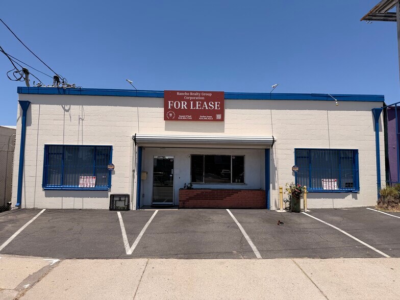 Primary Photo Of 11311 Vanowen St, North Hollywood Manufacturing For Lease