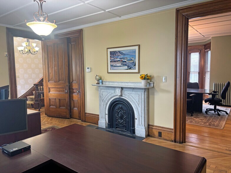 More Photos Of 48 Pleasant St, Concord Office For Sale