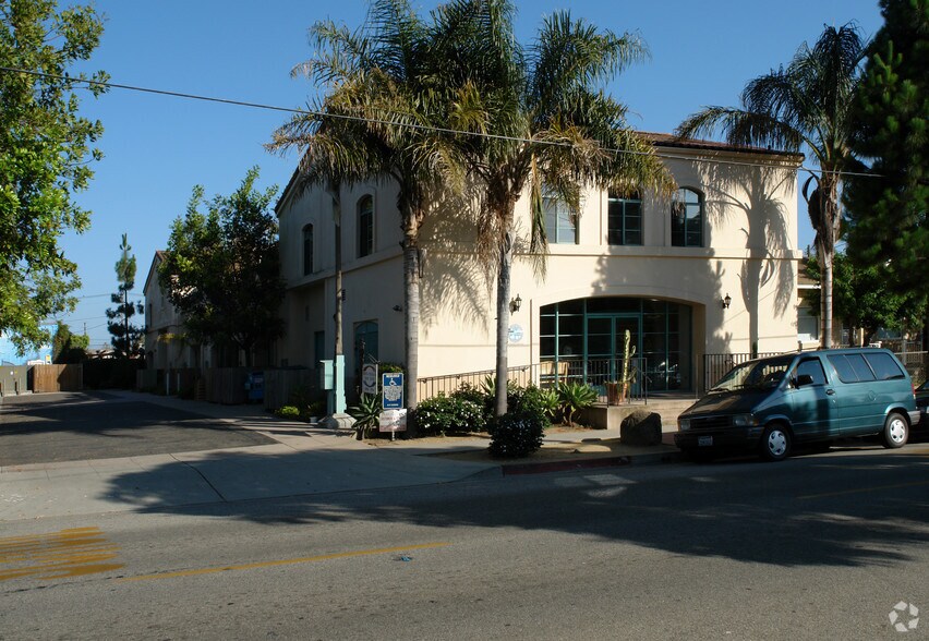 More Photos Of 610-616 E Cota St, Santa Barbara Office For Sale