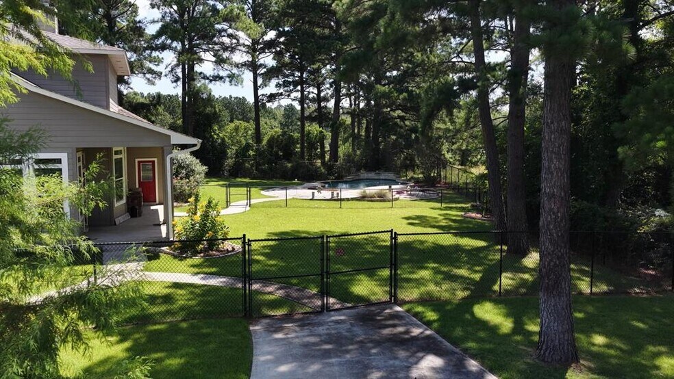 More Photos Of 379 Matthew Cv, Bastrop Land For Sale