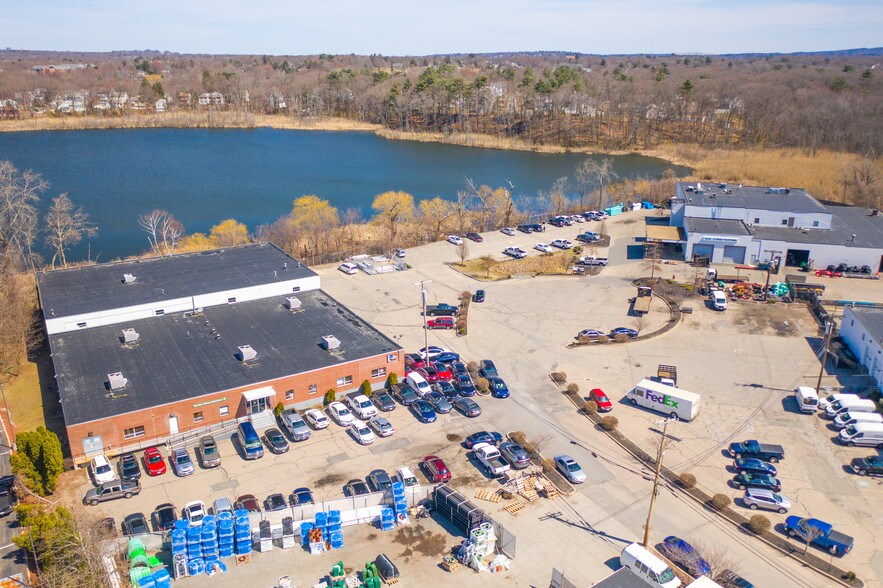 More Photos Of 110-120 Stergis Way, Dedham Research And Development For Lease
