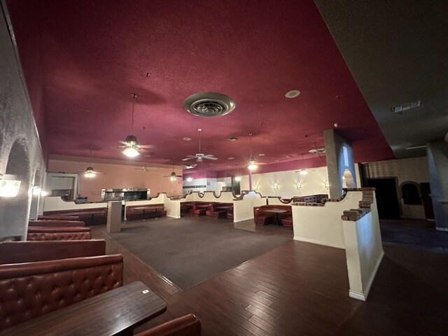 More Photos Of 540 W Main St, Barstow Restaurant For Sale