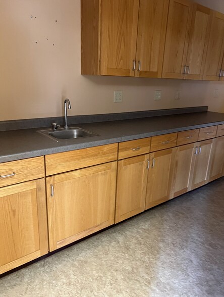 More Photos Of 803 18th Ave NW, Austin Restaurant For Sale