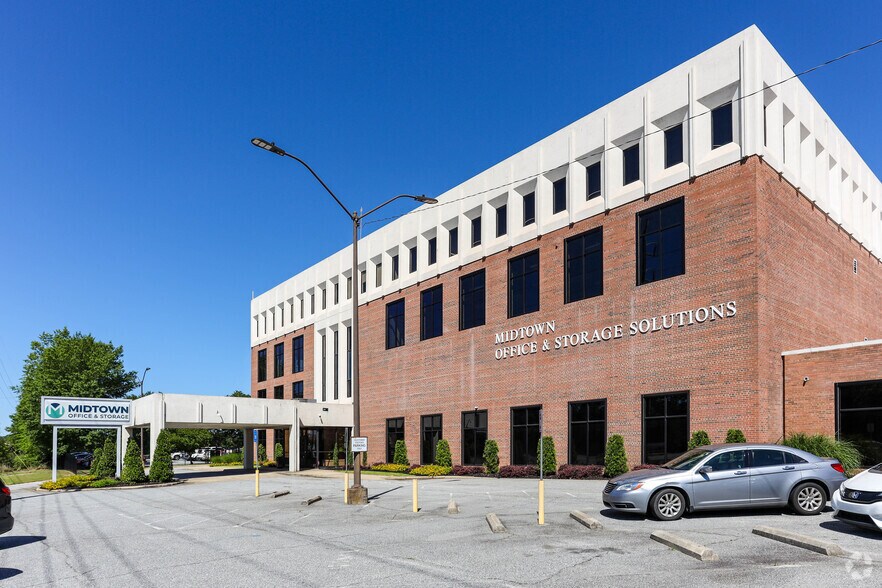More Photos Of 2357 Warm Springs Rd, Columbus Medical For Lease