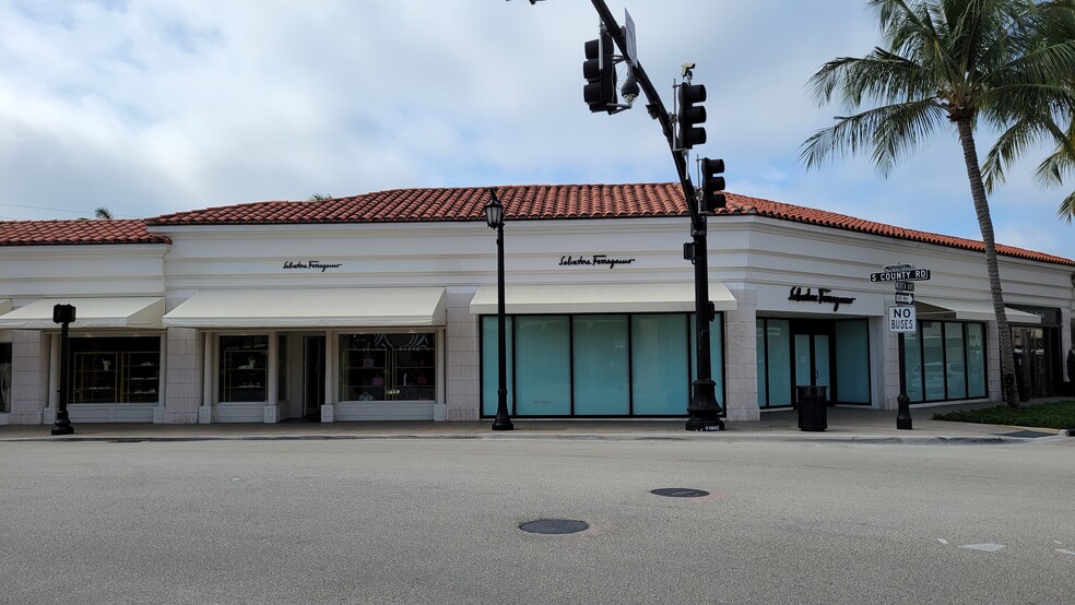 Primary Photo Of 200-210 Worth Ave, Palm Beach Freestanding For Lease