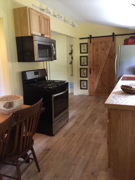 More Photos Of 1095 State 17B rt, Mongaup Valley General Retail For Sale