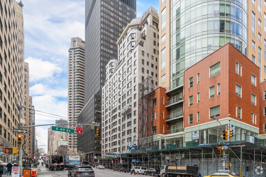 More Photos Of 249 E 48th St, New York Apartments For Sale