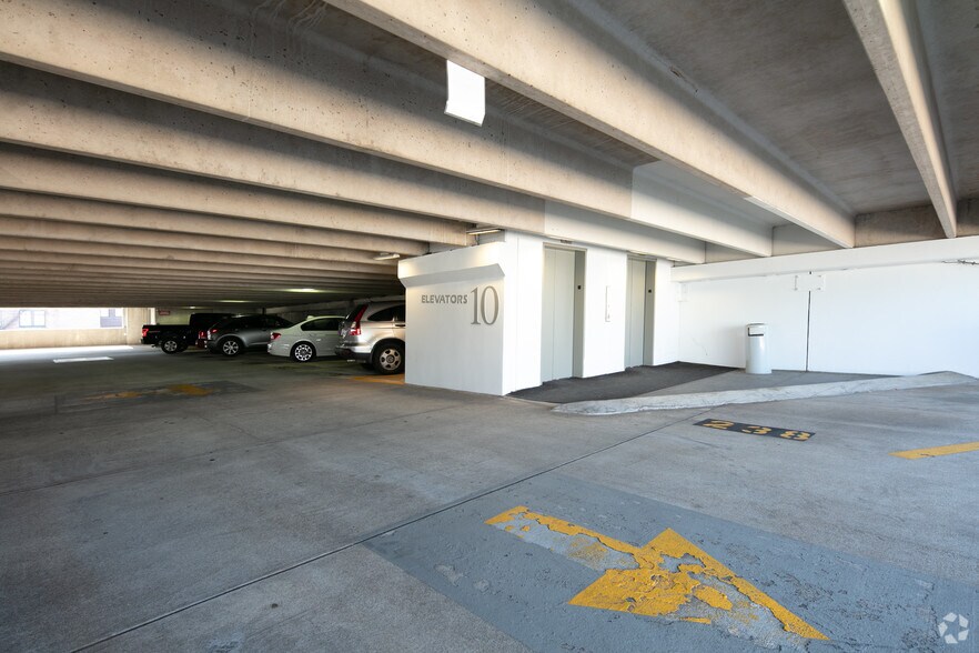 More Photos Of 101 Marietta St NW, Atlanta Office For Lease
