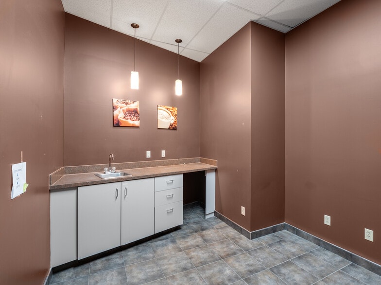 More Photos Of 3200 Deziel Dr, Windsor Unknown For Lease