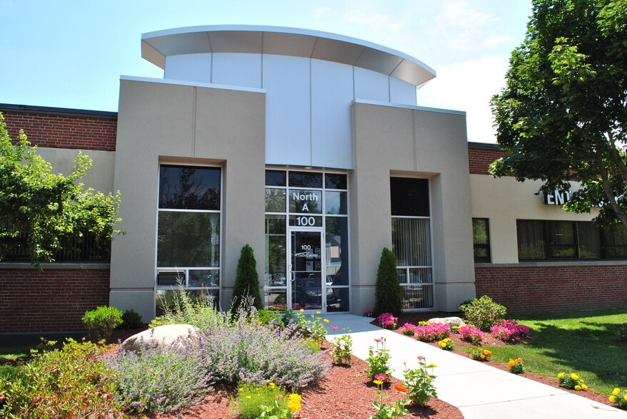 More Photos Of 100 Tradecenter Dr, Woburn Medical For Lease