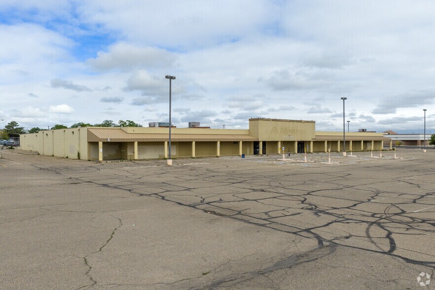 More Photos Of 1545 S Prairie Ave, Pueblo Freestanding For Sale