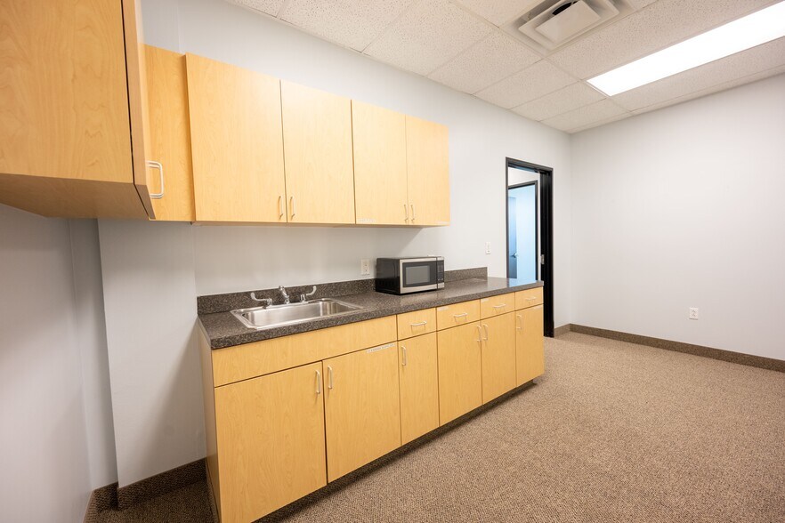 More Photos Of 2225 Avenue J, Arlington Office For Sale