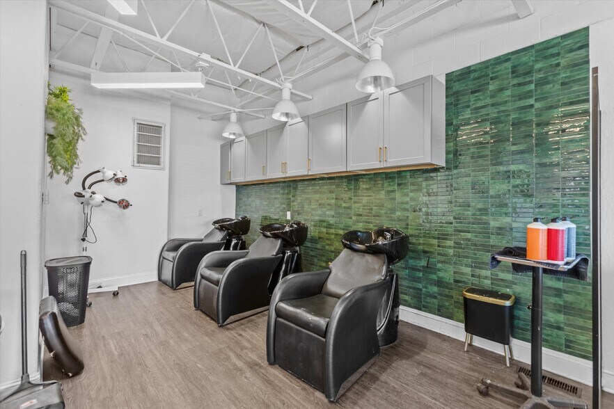 More Photos Of 123 Mt Rose St, Reno General Retail For Sale