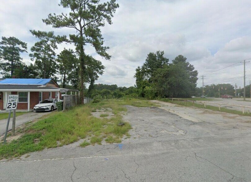 More Photos Of 2417 High St, Columbia Land For Lease