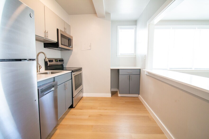 More Photos Of 205 34th St, Virginia Beach Apartments For Lease