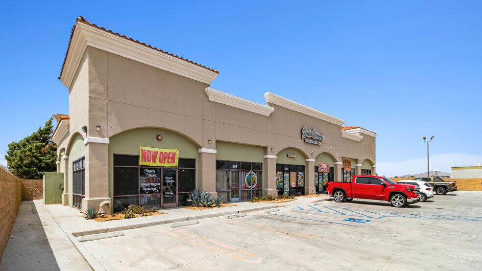 More Photos Of 11146 Hesperia Rd, Hesperia Unknown For Lease