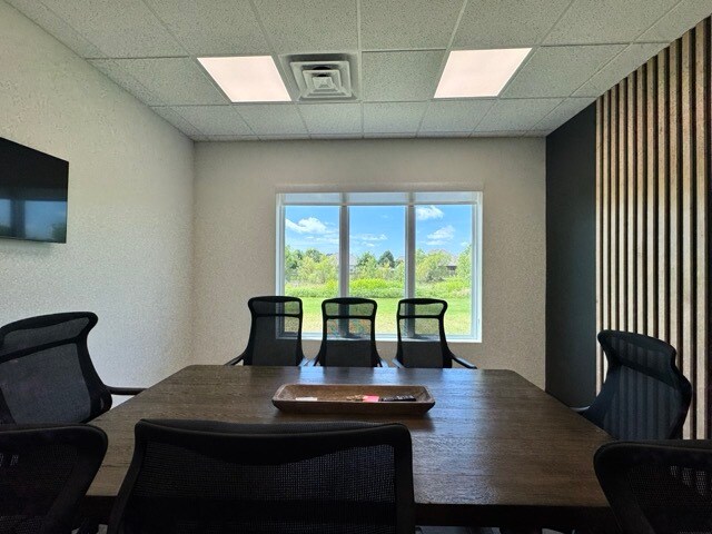 More Photos Of 142 SW 134th St, Oklahoma City Office For Lease