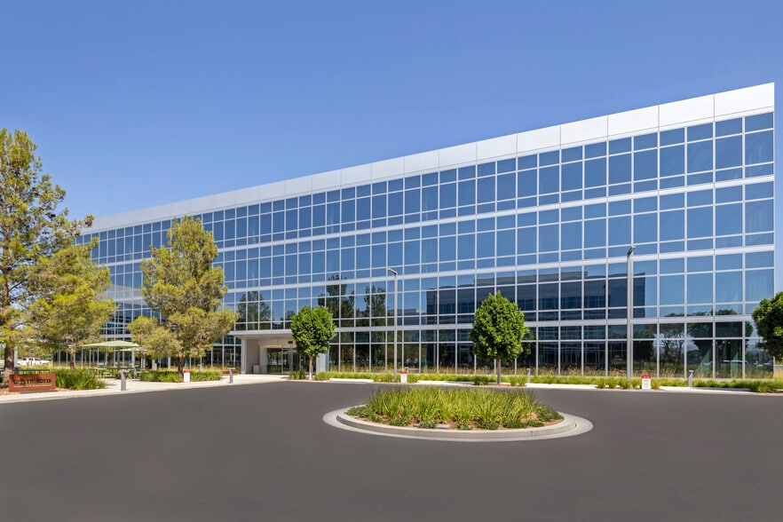 More Photos Of 500 Technology Dr, Irvine Office For Lease