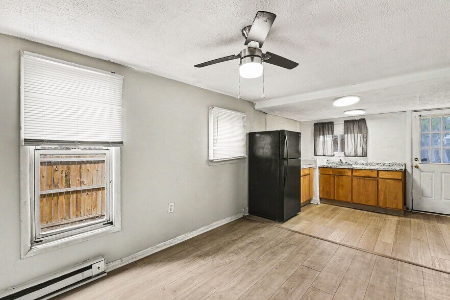 More Photos Of 7707 Baltimore Annapolis Blvd, Glen Burnie Office Residential For Sale