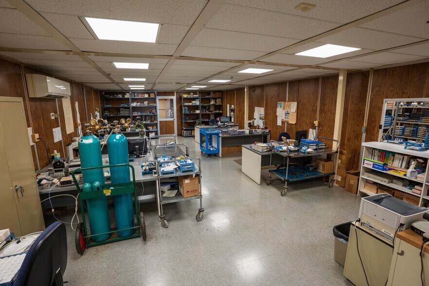 More Photos Of 267 Fairfield Ave, West Caldwell Warehouse For Sale