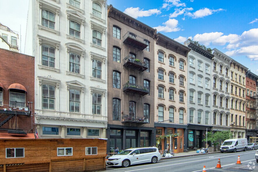 More Photos Of 53 Murray St, New York Apartments For Sale