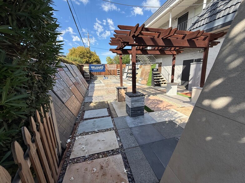 More Photos Of 1550 La Pradera Dr, Campbell Office For Sale