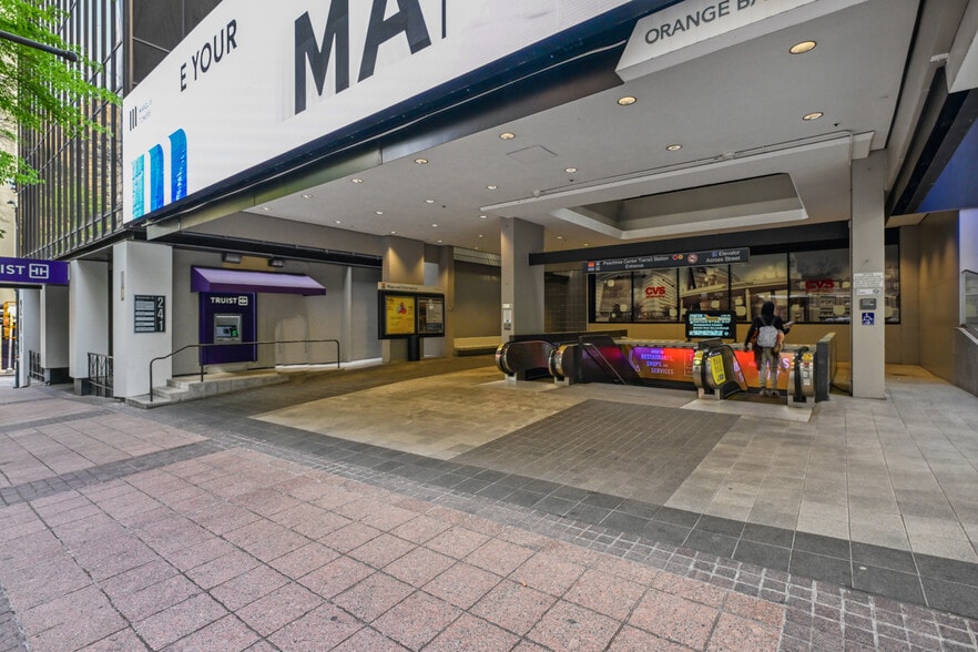More Photos Of 241 Peachtree St NE, Atlanta Office For Lease