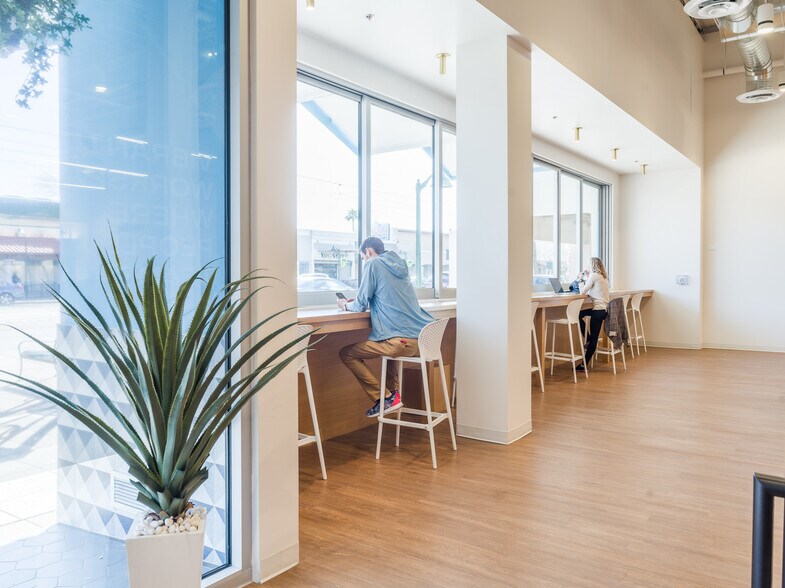 More Photos Of 114 W Main St, Mesa Coworking Space