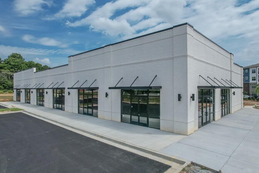 More Photos Of 2112 Old 41 Hwy, Kennesaw Medical For Lease