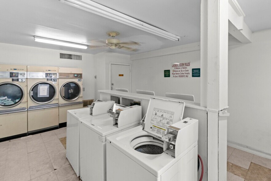 More Photos Of 2345 Nall St, Port Neches Apartments For Sale