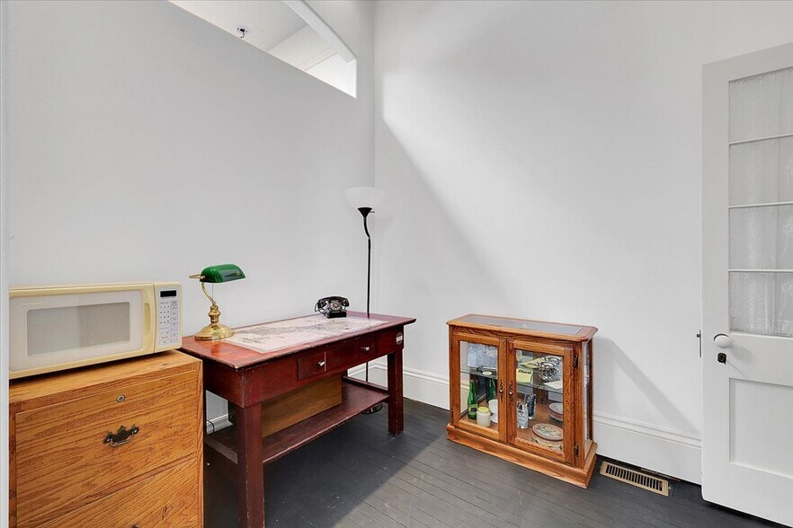 More Photos Of 630 D St, Marysville Apartments For Sale