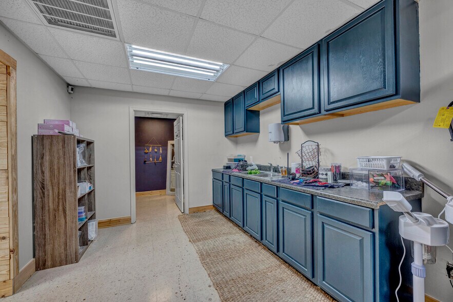 More Photos Of 38178 Us Highway 231, Ashville Freestanding For Sale