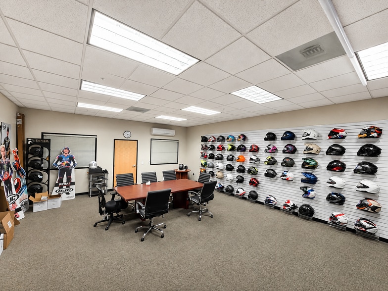 More Photos Of 511 S Harbor Blvd, La Habra Warehouse For Sale