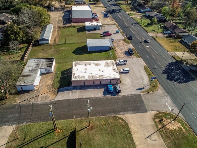 More Photos Of 3110 Gilmer Rd, Longview Office For Sale