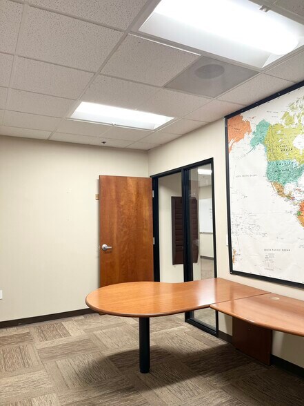 More Photos Of 13405 Folsom Blvd, Folsom Office For Lease