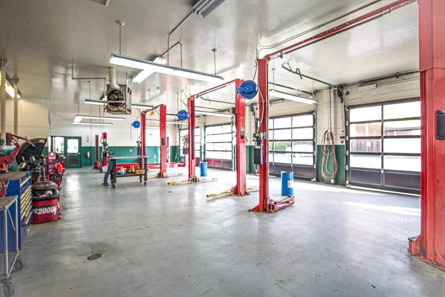 More Photos Of 1931 1st St, Livermore Freestanding For Sale