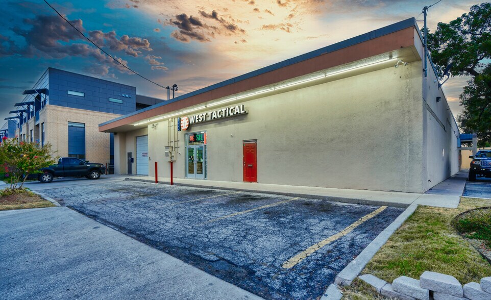 Primary Photo Of 701 S Frio St, San Antonio Warehouse For Lease