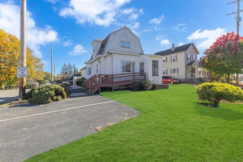 Primary Photo Of 628 Darlington Rd, Beaver Falls Flex For Lease