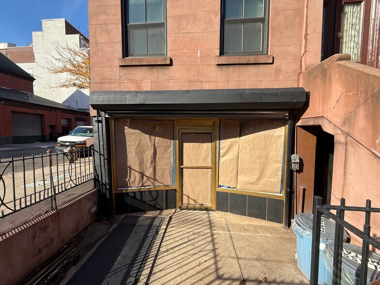 More Photos Of 484 Henry St, Brooklyn Apartments For Lease