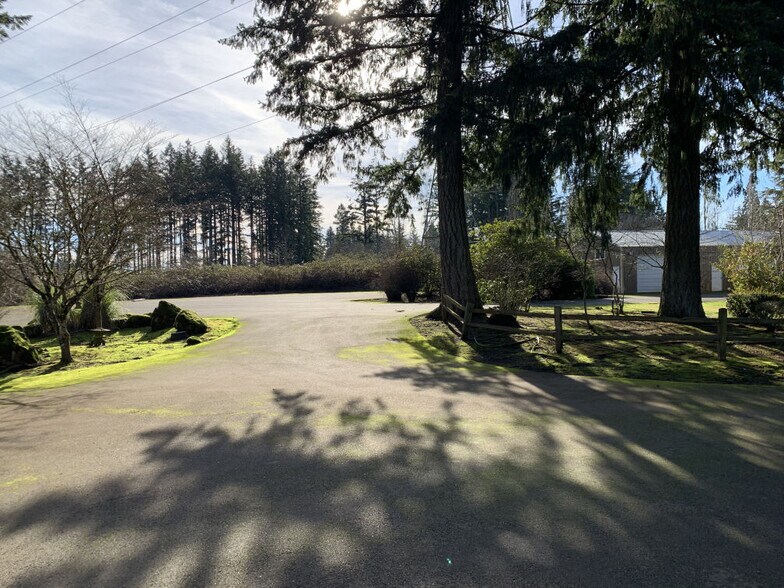 More Photos Of 23600 SW Grahams Ferry Rd, Sherwood Specialty For Lease
