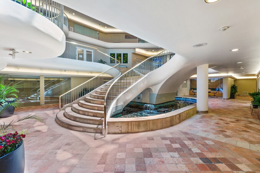 More Photos Of 1375 Burlingame Ave, Burlingame Unknown For Lease