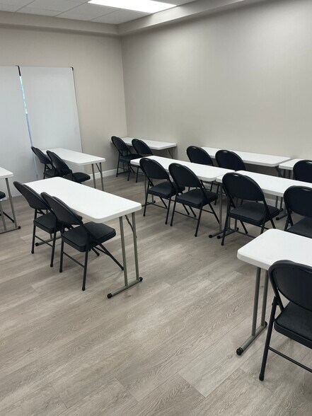 More Photos Of 13079 Artesia Blvd, Cerritos Unknown For Lease