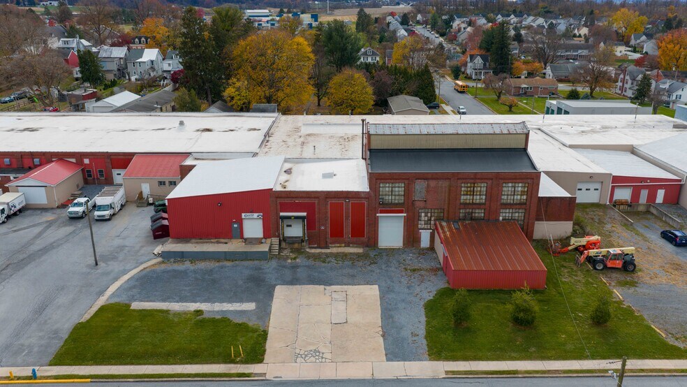 More Photos Of 30 N 3rd St, Womelsdorf Industrial For Sale