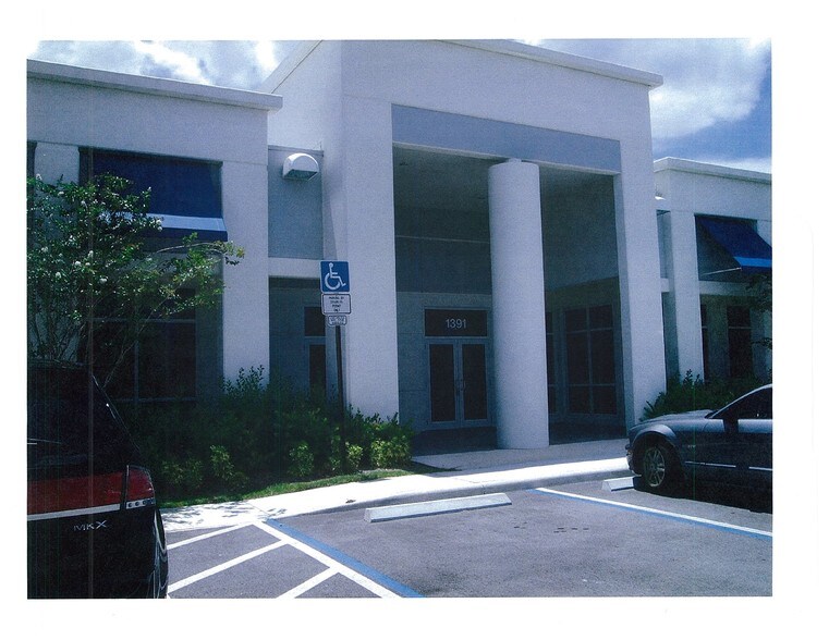 More Photos Of 1391 Sawgrass Corporate Pky, Sunrise Office For Sale