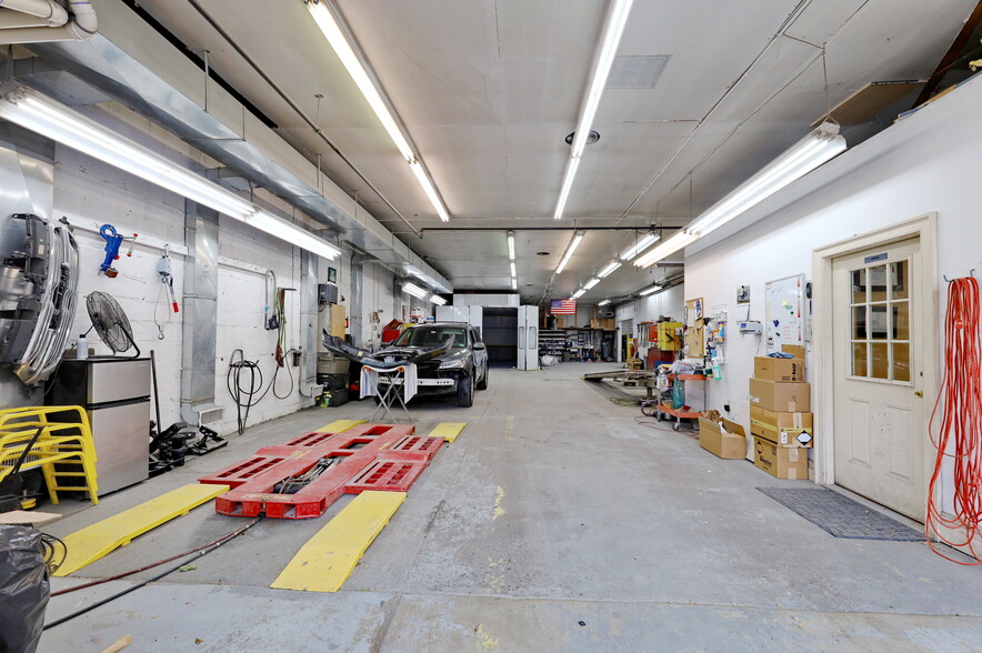 More Photos Of 106 Hayward Pl, Wallington Auto Repair For Sale