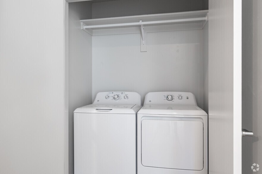 More Photos Of 2550 W Targee St, Boise Apartments For Sale